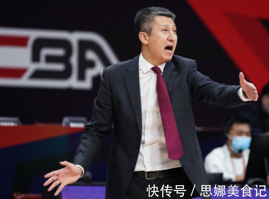 裁判|CBA判罚结果再次点醒姚明，3位裁判错判了，郭艾伦老叔也怼了回去