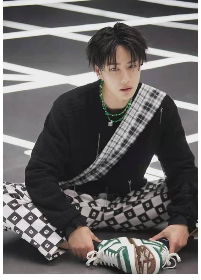 king|王一博《这就是街舞》圈粉《登场了!洛阳》汪涵探班王一博很温馨