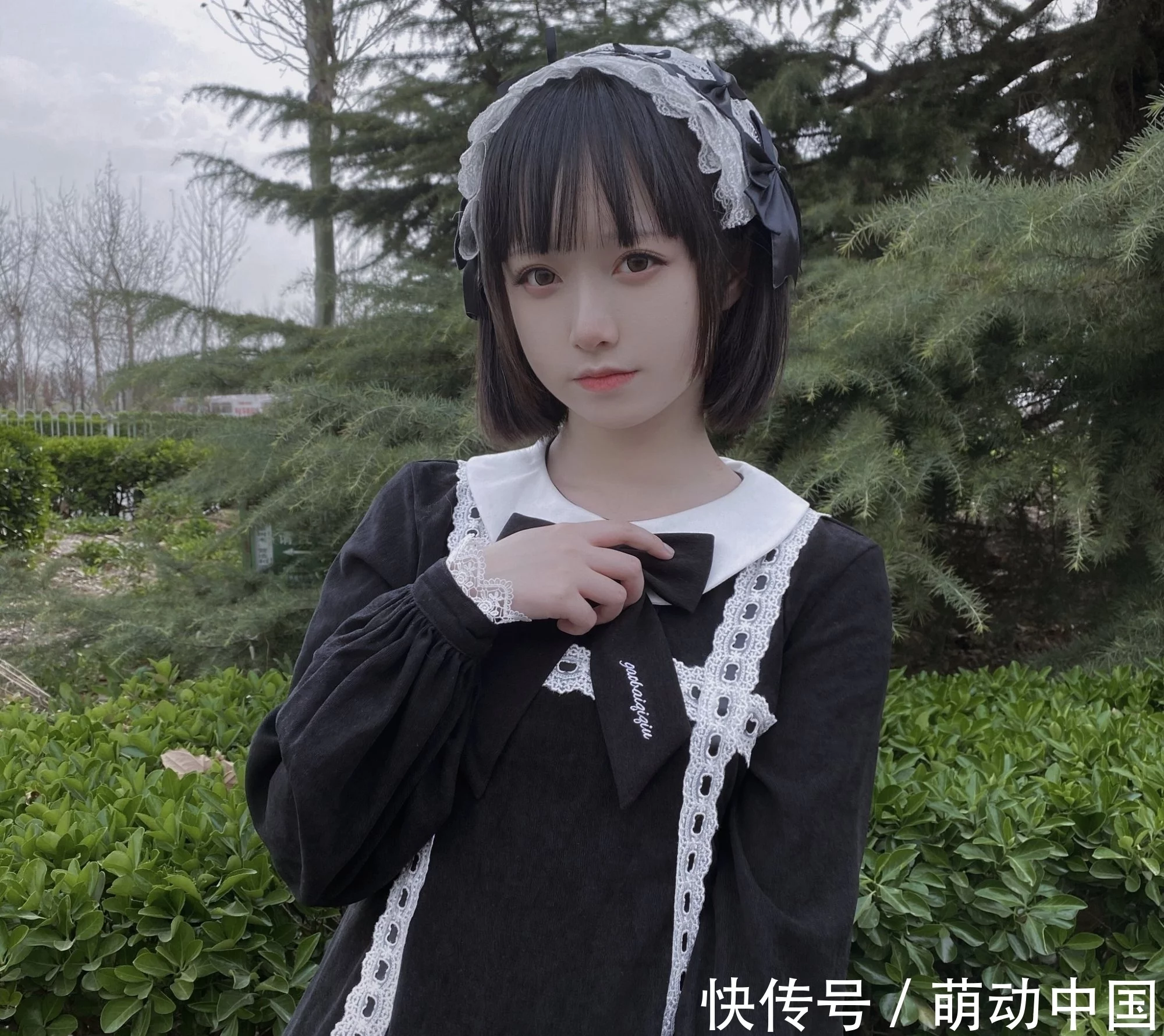 美少女画师以自己为原型绘制NTR本子，牛头人狂喜：亲身经历？