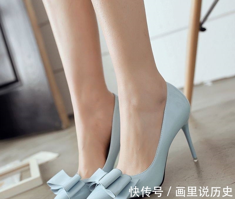 尖头|尖头魅惑高跟鞋,营造出与众不同女人味