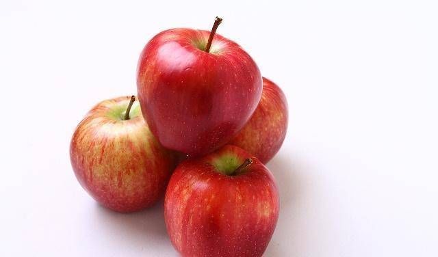 甲状腺有结节?远离2个“诱因”,记住“2吃1喝”,结节慢慢消散