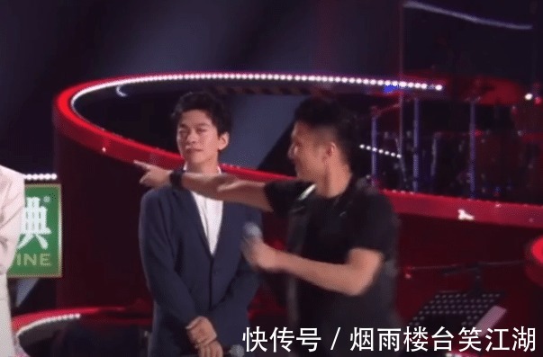 李荣浩|《好声音》第一期李荣浩翻车演唱当红歌曲,未得到李宇春认可