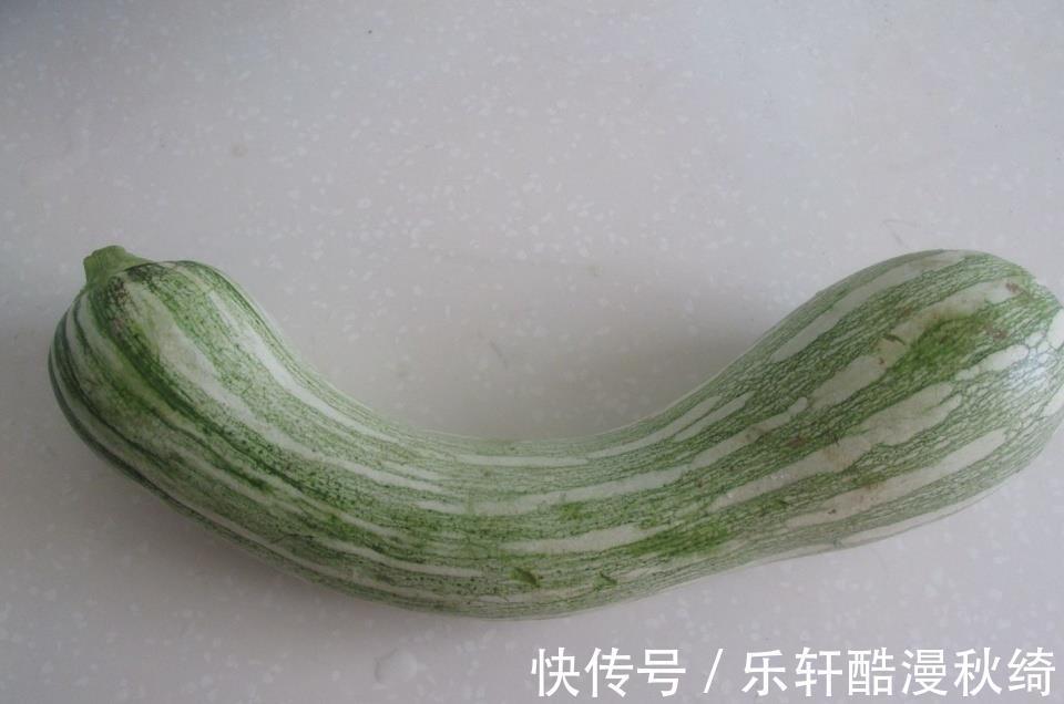 馅料|入秋后包饺子,萝卜白菜靠边站,这个菜鲜美好吃棒极了,别错过