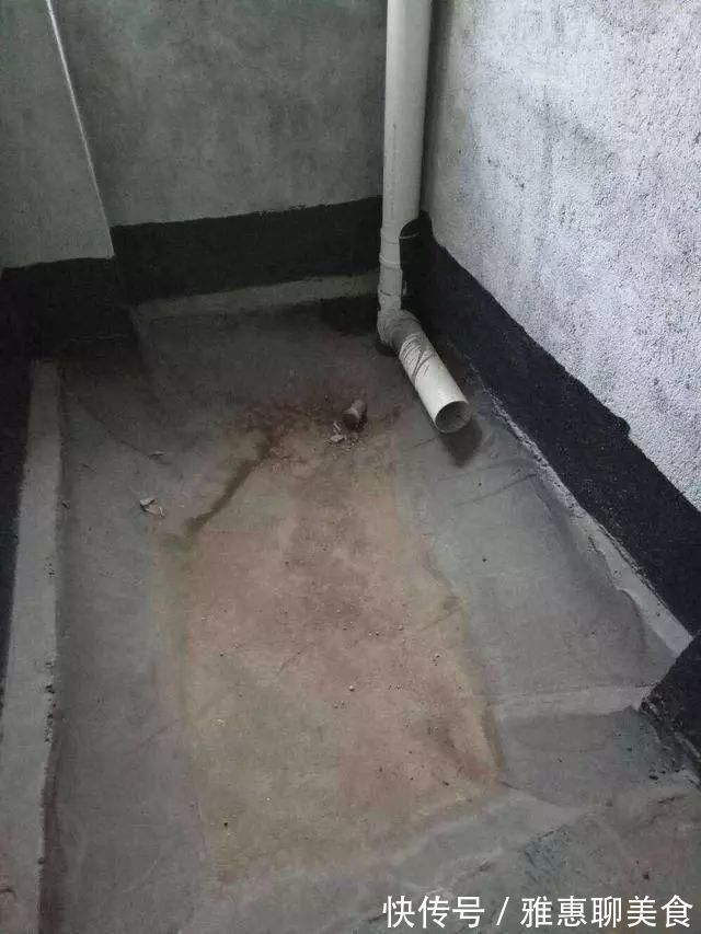 小孔|创新!卫生间现在都做三次排水啦,不积水还流得快!