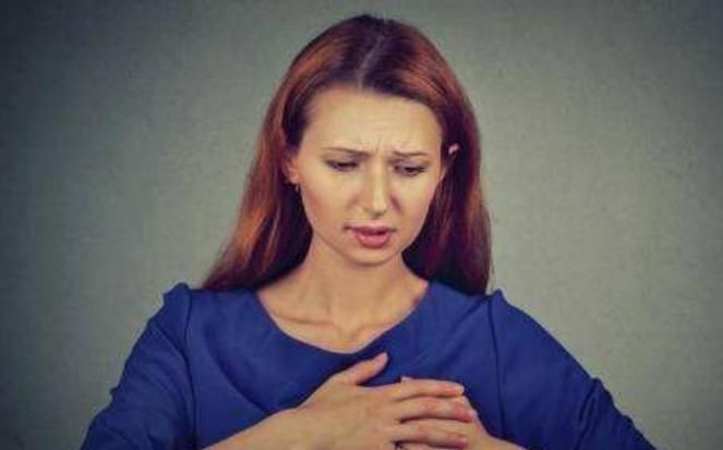  “乳腺癌”早期不疼不痒，身体会有“3个异常”出现，只要细心就能发现