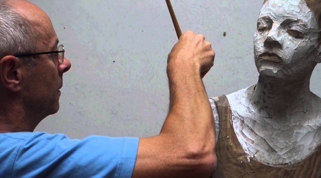 布鲁诺!他将灵魂注入木雕,把木头变成艺术品,靠神技征服众人