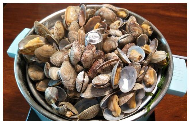 鲜香|煮花甲是冷水下锅还是热水下锅？这样做鲜香无腥味，又嫩又好吃