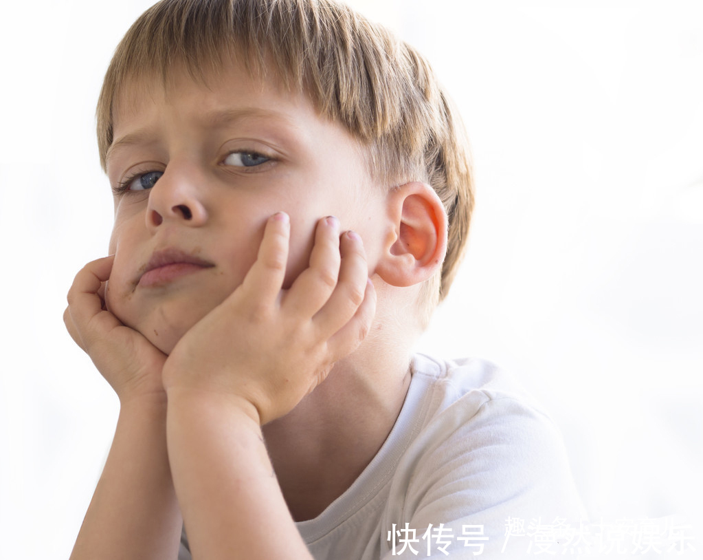 丽丽|孩子爱发脾气易暴躁,一般是有原因的,3个步骤应对孩子坏脾气
