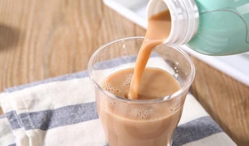 配料表|2种“牛奶”再便宜也别买,已列入黑名单,很多人成箱往家买