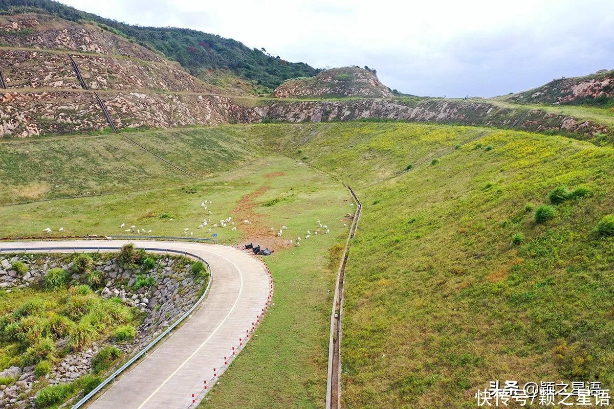 天下风物——《道人山、饭桶山，变成了露营山，来看看收费高不高？》风光题照