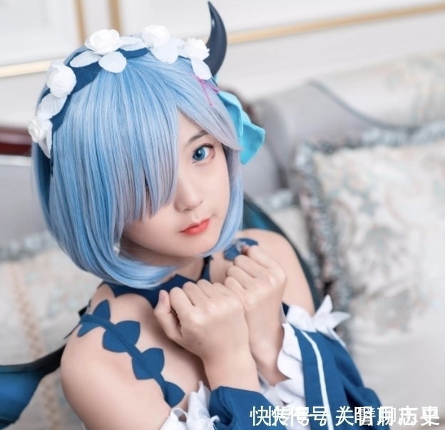 小姐姐COS|小姐姐COS蕾姆,照片一出立马成全网焦点,网友:真正的白富美