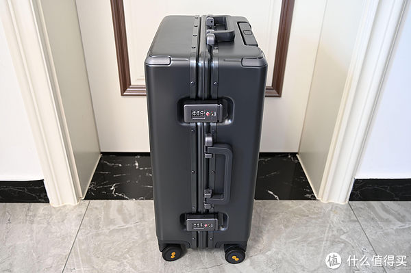 网袋|地平线8号行李箱，颜值出众品质出色，出门旅行的最佳“伴侣”