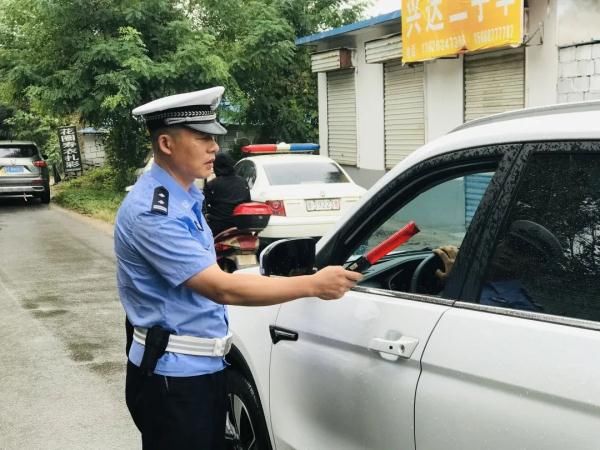 查处|中秋假期，在雨中邂逅他们……