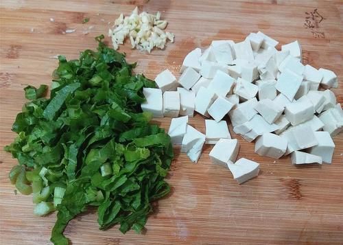 立春多吃此菜，补钙补铁，开胃助消化，比麻婆豆腐好吃