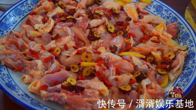 教程|红枣枸杞蒸鸡肉最好吃的做法，简单美味又营养，看看你喜欢吃不