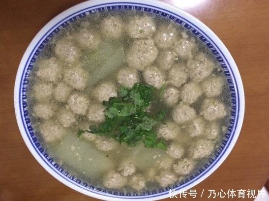 不想|家里来客人不想去饭店,炒几道的家常菜,香飘四溢,好吃到爆