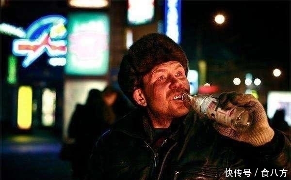 你觉得自己酒量大?去俄罗斯看看,东北人都放下了手上的酒瓶