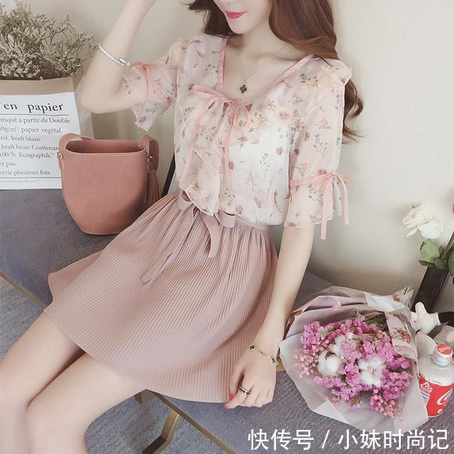 雪纺衫 今年最流行的v领雪纺衫+短裤+短裙穿搭,真的太美了