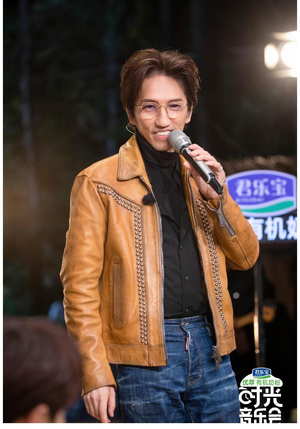 《時光音樂會》太會玩！全員演繹鳳凰傳奇金曲，重溫五毛特效名場面