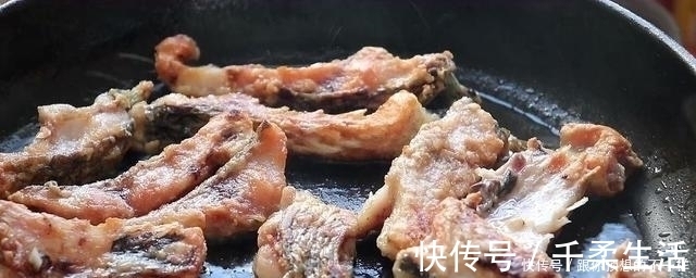 吃了30年的鱼，这做法头一次见，用料做法简单，上桌连汁都不剩