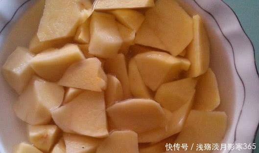 土豆和“它”炖在一起，第二天排出旧大便，肚皮鼓，月经准时