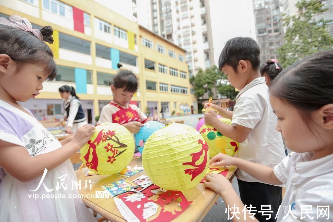 做灯笼|做灯笼 迎中秋