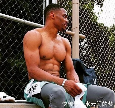 手臂|NBA现役谁的肌肉最强悍锡安手臂堪比大腿 霍华德有“鬼背”