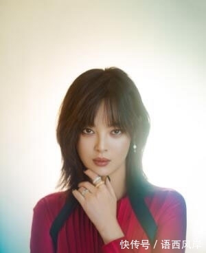 气质 女人过了三十不想被说“土气”,试试这4款发型,同事都夸有气质