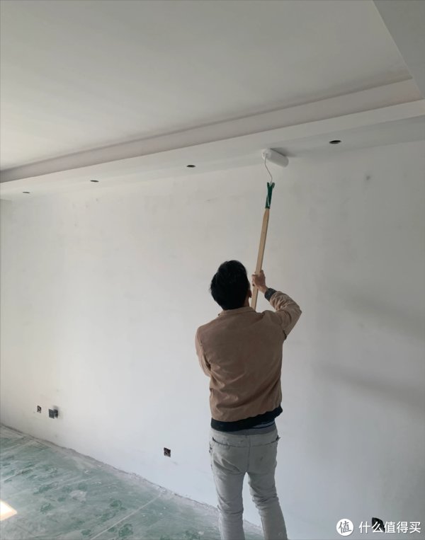 面漆|墙面选择用乳胶漆，要注意这几个问题，才能做到光滑细腻不开裂