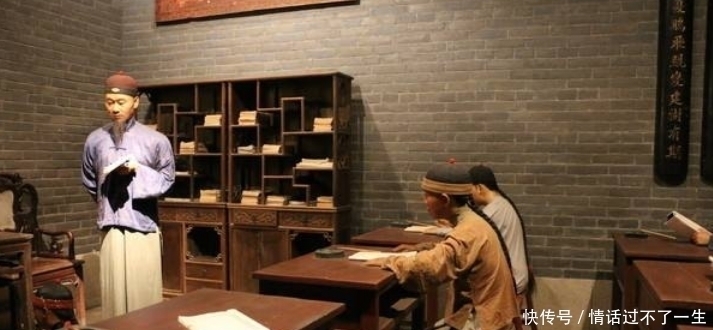 她是中国第一位女状元,晚年却被贼王强迫,结局让人甚是心疼