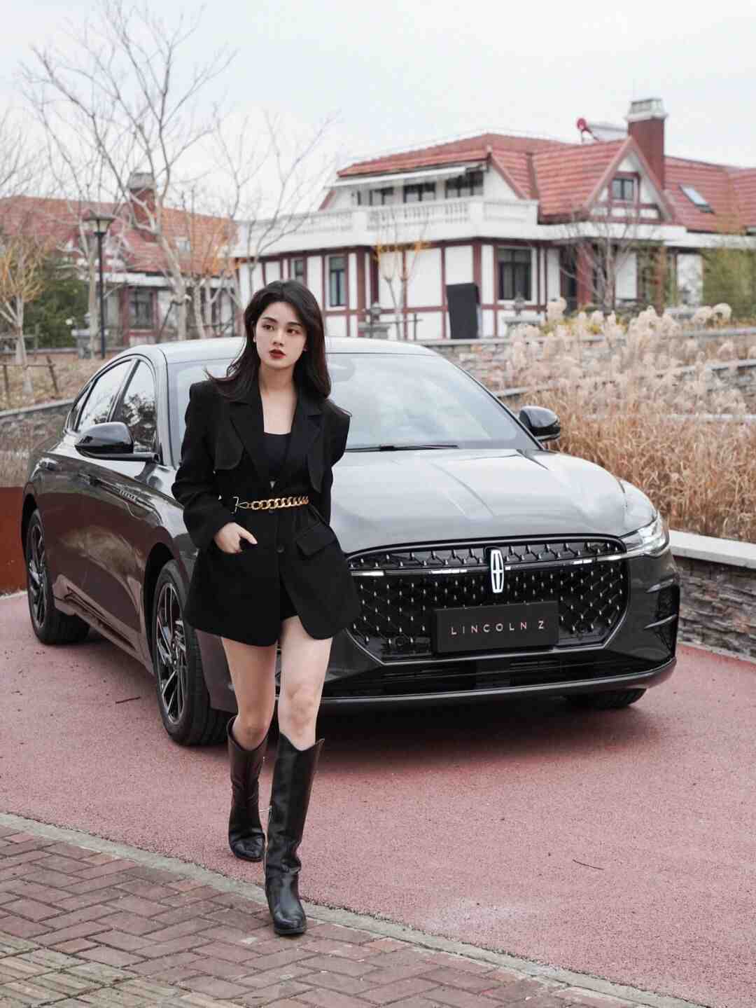 针织|快来赶个“早班车”吧!2022年的早春时尚造型,全在这里了