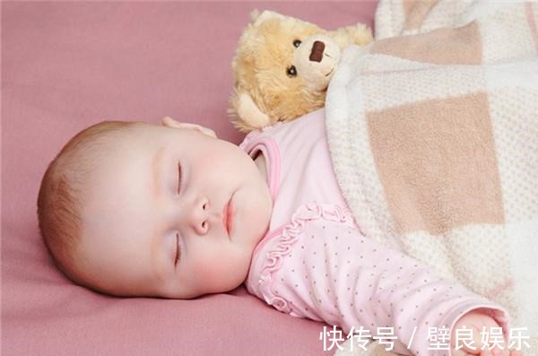 睡眠|紧抓一天当中2个睡觉黄金期,孩子生病少智力高,还长高个