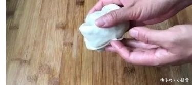 茄子|茄子别直接炒着吃了，教你一个新吃法，做法简单味道足，比肉还香