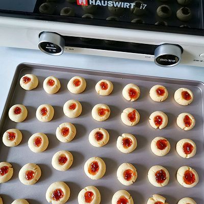 一口酥香草莓酱曲奇小饼干