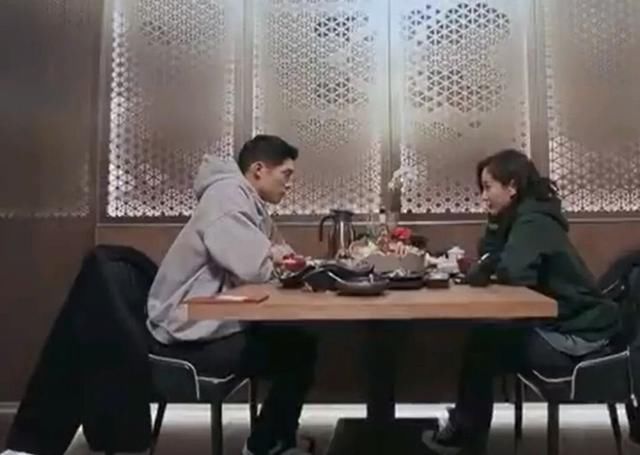 王子文承认有孩子,在节目当中公开四年初恋对自己的影响