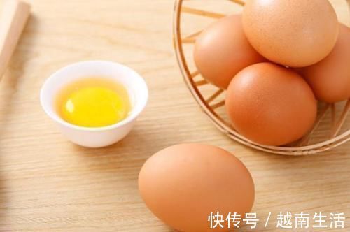 笨鸡蛋|每天吃一个鸡蛋，有助于养生？可能并不是，这4个误区，尽量避开