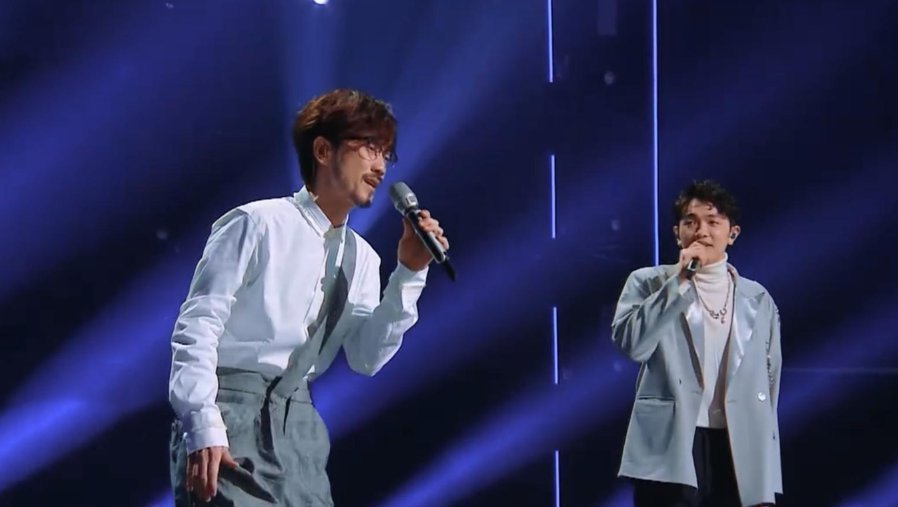 周传雄 孟美岐有点冤!当了三期“导师”,周传雄上台却让她惹争议