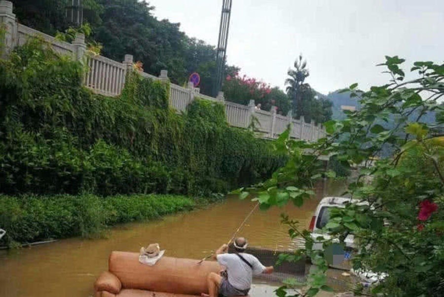 洪水过后去钓鱼,这么大的黄颡鱼,还是头一次钓获