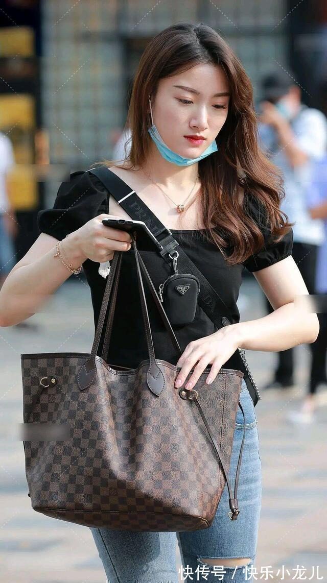 瑜伽裤 丰腴凹凸的瑜伽裤美女,让造型远离俗套感,君子好逑