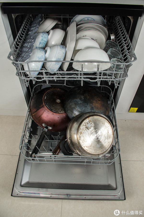 电压力|你好呀,品质生活 篇三:单一功能VS一机多用,让家居环境干净整洁的秘诀也在这里