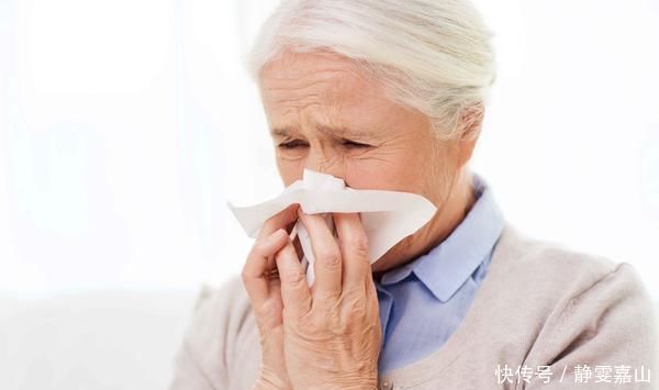 老年痴呆症|老年痴呆不可小觑,提醒:这些都是早期表现,提前预防很重要