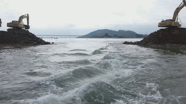 东山湾|60年海堤“功成身退” 福建东山拆除八尺门海堤保护海洋生态