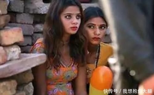 印度都是露天厕所,女性是如何保护隐私的看完让人心酸不已