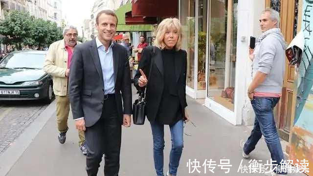 小姐姐|布丽吉特整容后更自信同马克龙出游亲密似挂件,撒起娇来齁甜蜜