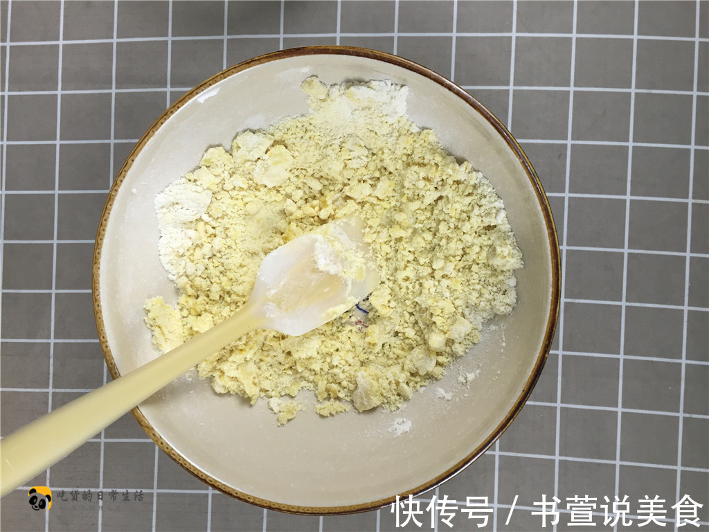 教你做一个懒人饼干，10几分钟就做好，香甜酥脆，咬一口酥掉渣