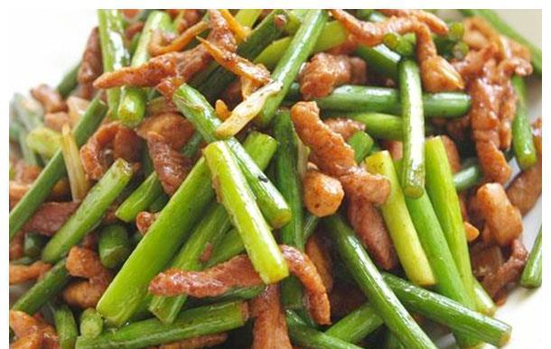 美味佳肴|忽高忽低的气温孩子容易感冒咳嗽,多吃杀菌菜,预防咳嗽杀菌消炎