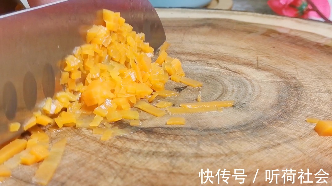 猪肉|钙是牛奶的10倍,比猪肉低脂,比牛肉营养,宝宝错过太可惜了!