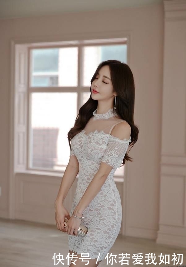  身材|时髦优雅的连衣裙，简洁大方又不失美感与优雅，曼妙身材曲线