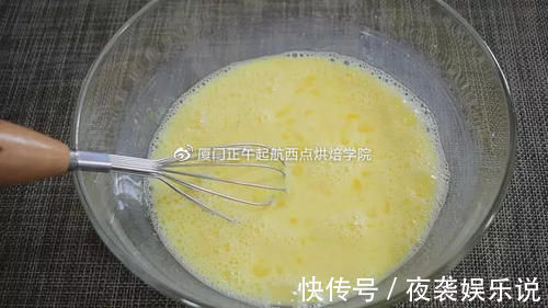 搅拌均匀|2分钟教你做毛巾卷蛋糕,做法简单,不用烤箱,看完不会的找我