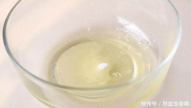  发糕|简单快手的小米发糕，原来可以吃出这样的高！大！上！